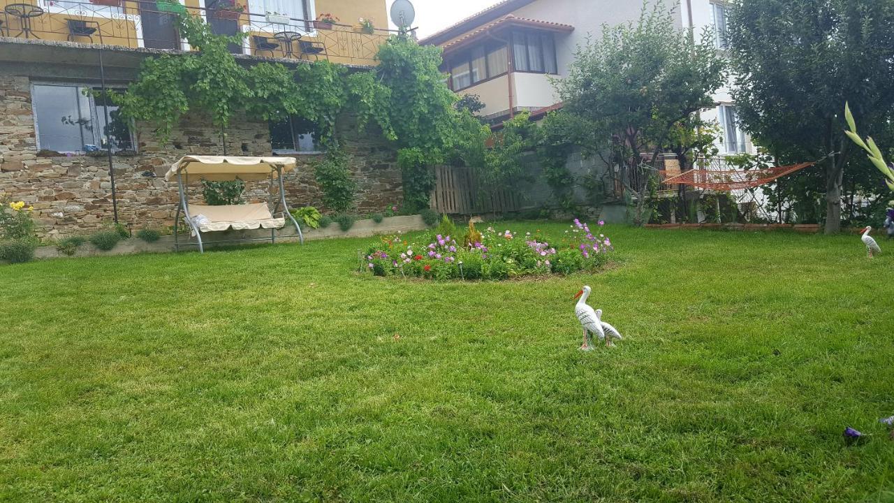 Guest House Agush Kribul 외부 사진