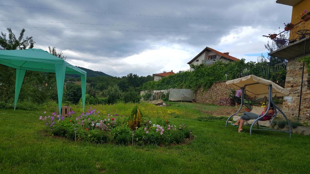 Guest House Agush Kribul 외부 사진