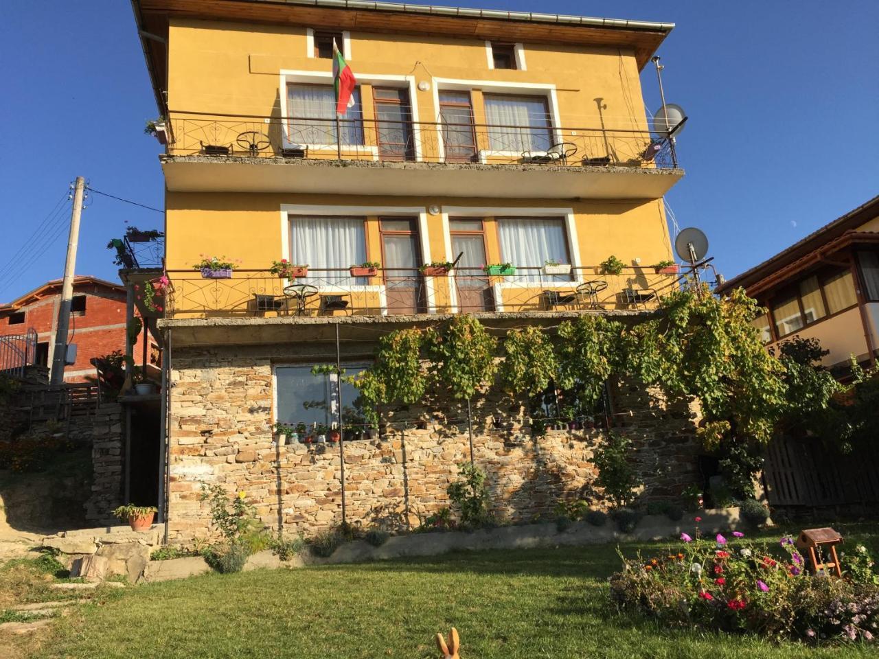 Guest House Agush Kribul 외부 사진