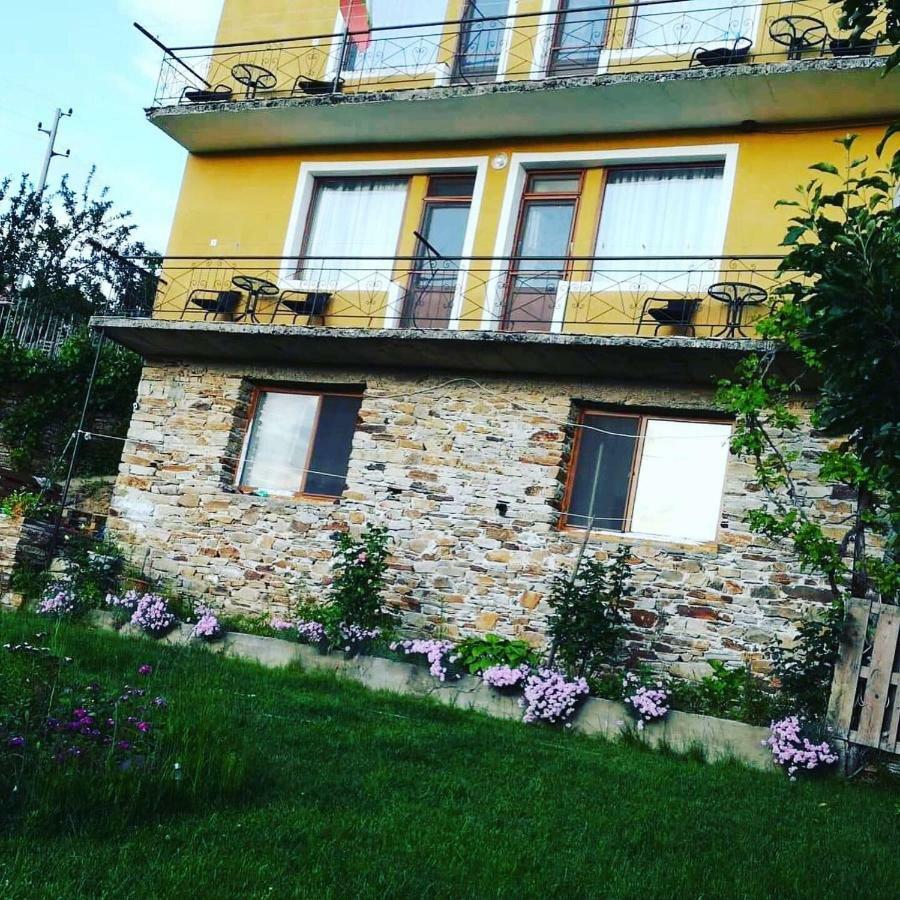Guest House Agush Kribul 외부 사진